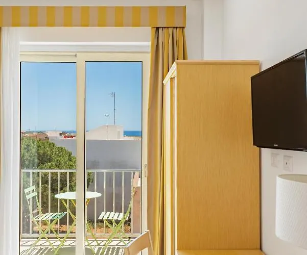 Hotel Vega 3*